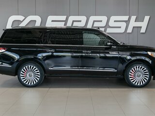 2022 Lincoln Navigator L IV Рестайлинг, чёрный, 7990000 рублей, вид 5