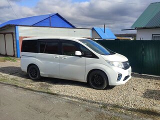 2015 Honda Stepwgn V, белый, 1850000 рублей, вид 4