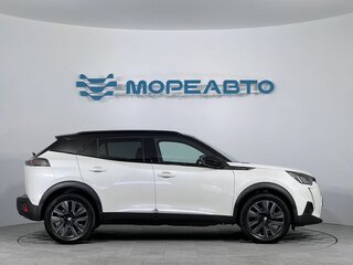 2020 Peugeot 2008 6AT II, белый, 2130000 рублей, вид 4