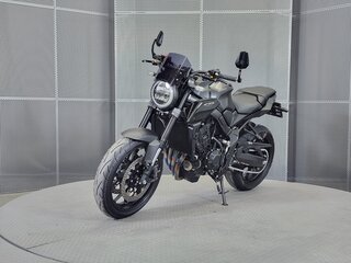 2024 Honda CB 650R, чёрный, 1077000 рублей, вид 4