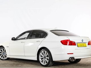 2010 BMW 5 серии 523i VI (F10/F11/F07), белый, 1779000 рублей, вид 4