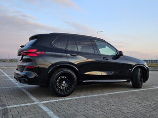 2023 BMW X5 40i IV (G05/G18) Рестайлинг, чёрный, 10500000 рублей, вид 3