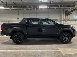 2025 Toyota Hilux VIII Рестайлинг 2, чёрный, 6890000 рублей, вид 5