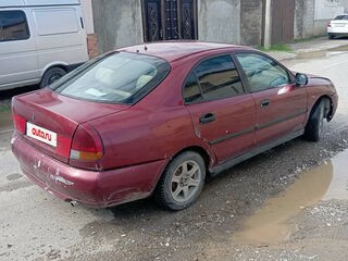 1998 Mitsubishi Carisma I, красный, 89999 рублей, вид 3