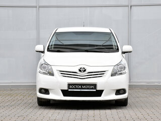 2010 Toyota Verso I, белый, 1075000 рублей, вид 4