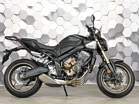 2024 Honda CB 650R, чёрный, 1077000 рублей, вид 3