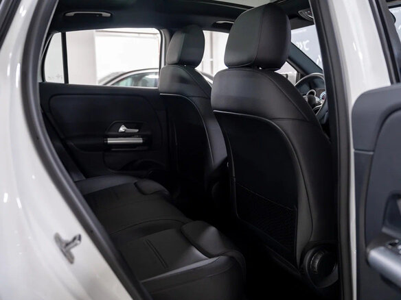 2025 Mercedes-Benz GLA 200 II (H247) Рестайлинг, белый, 5490000 рублей - вид 8