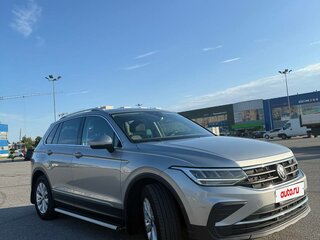 2021 Volkswagen Tiguan II Рестайлинг, серебристый, 2850000 рублей, вид 5
