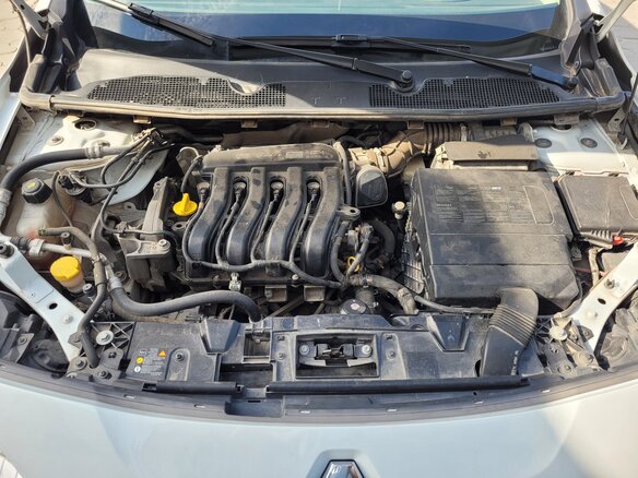 2012 Renault Fluence I, белый, 630000 рублей - вид 7
