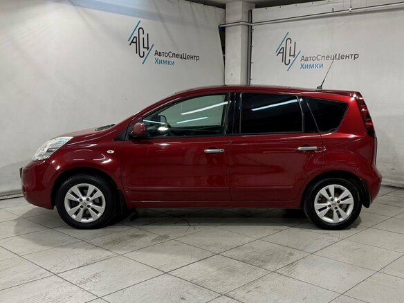 2010 Nissan Note I Рестайлинг, красный, 669800 рублей - вид 17