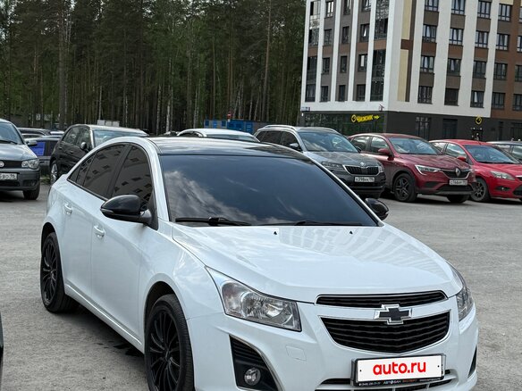 2013 Chevrolet Cruze I Рестайлинг, белый, 750000 рублей