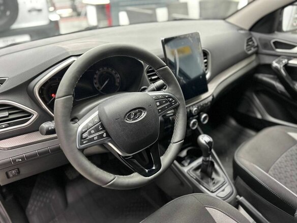 2026 Lada (ВАЗ) Vesta I Рестайлинг (NG), чёрный, 1785000 рублей - вид 6