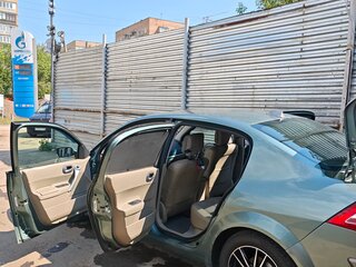 2006 Renault Megane II Рестайлинг, серый, 300000 рублей, вид 4