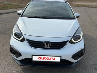 2021 Honda Fit Crosstar IV, белый, 1750000 рублей, вид 2