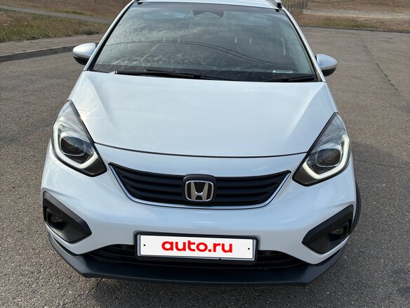 2021 Honda Fit Crosstar IV, белый, 1720000 рублей - вид 1