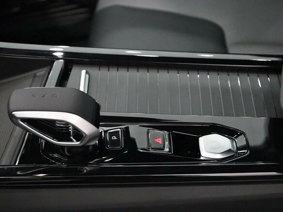 2026 Geely Cityray, серебристый, 3204990 рублей - вид 8