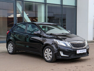 2012 Kia Rio 4-speed III, чёрный, 800000 рублей, вид 3