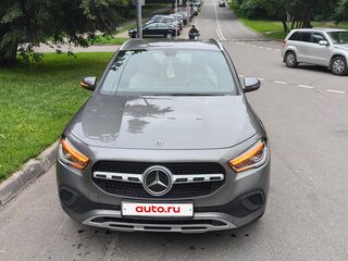 2020 Mercedes-Benz GLA 200 II (H247), серый, 3290000 рублей, вид 2