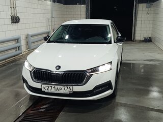 2021 Skoda Octavia IV (A8), белый, 2100000 рублей, вид 1
