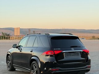 2019 Mercedes-Benz GLE 450 II (V167), чёрный, 5200000 рублей, вид 3