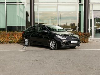 2013 Hyundai Solaris I, чёрный, 750000 рублей, вид 5