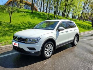 2020 Volkswagen Tiguan II, белый, 2350000 рублей, вид 3