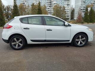 2009 Renault Megane III, белый, 520000 рублей, вид 4