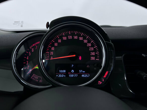 2021 Mini Hatch Cooper III (F55/F56) Рестайлинг 2, серый, 1850000 рублей - вид 10