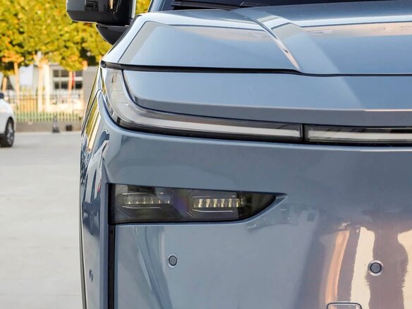 2026 Toyota bZ3X 67.9 kWh, голубой, 3100000 рублей - вид 8