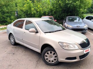2012 Skoda Octavia II (A5) Рестайлинг, серебристый, 670000 рублей, вид 3