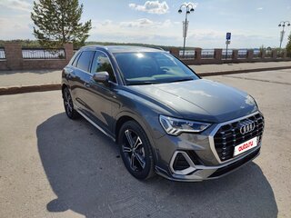 2021 Audi Q3 45 TFSI II (F3), серый, 3600000 рублей, вид 2