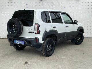 2026 Lada (ВАЗ) Niva Travel I Рестайлинг, белый, 1300000 рублей, вид 4