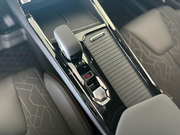 2026 Geely Cityray, серебристый, 2954990 рублей - вид 16