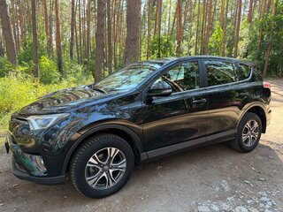 2016 Toyota RAV4 IV (XA40) Рестайлинг, чёрный, 2300000 рублей, вид 4