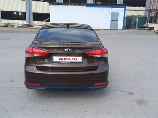 2019 Kia Cerato III Рестайлинг (Classic), коричневый, 1600000 рублей, вид 4