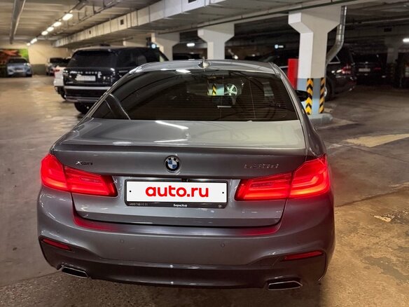 2018 BMW 5 серии 520d xDrive VII (G30/G31/G38), серый - вид 4