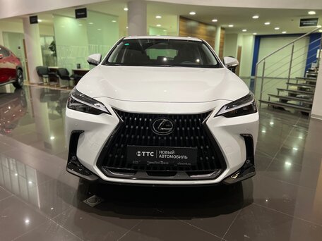 Lexus NX II