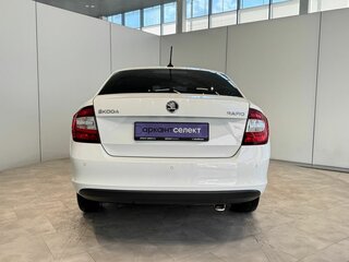 2018 Skoda Rapid I Рестайлинг, белый, 1299000 рублей, вид 4