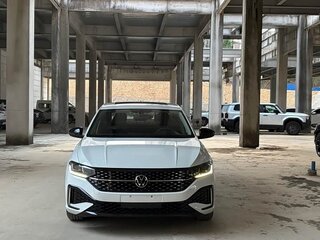 2022 Volkswagen Lavida III Рестайлинг, белый, 1266000 рублей, вид 2