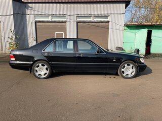1998 Mercedes-Benz S-Класс 600 Long III (W140) Рестайлинг, чёрный, 4700000 рублей, вид 4