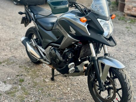 2015 Honda NC 750X, серый, 600000 рублей, вид 2