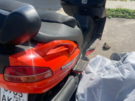 2003 Suzuki Burgman (SkyWave) 650, оранжевый, 260000 рублей, вид 1