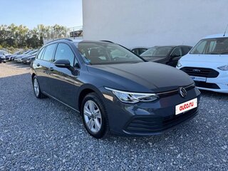 2022 Volkswagen Golf VIII, чёрный, 2430000 рублей, вид 3