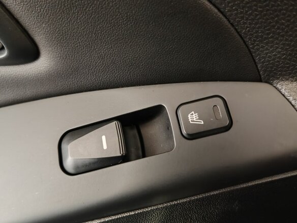 2014 Hyundai ix35 I Рестайлинг, чёрный, 1240000 рублей - вид 17