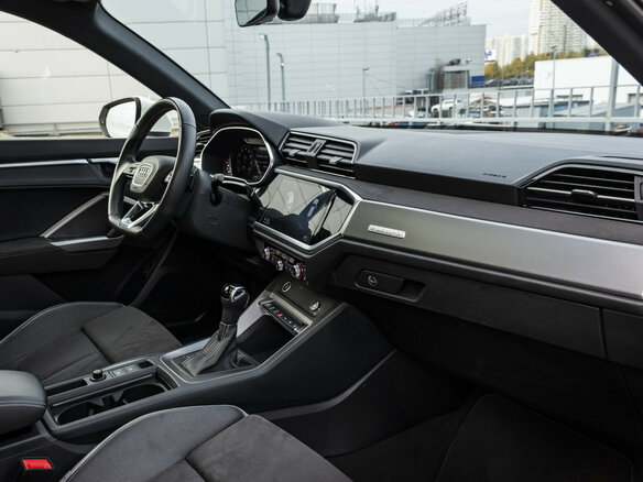 2022 Audi Q3 45 TFSI II (F3), белый, 4179000 рублей - вид 16