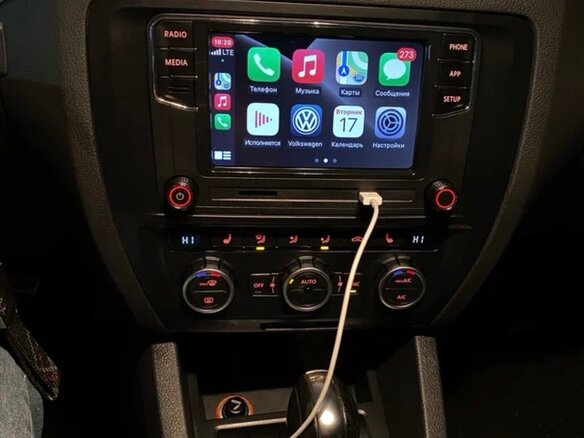 2013 Volkswagen Jetta VI, серебристый - вид 9