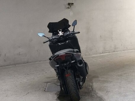 2021 Yamaha TMAX, серый, 1077000 рублей, вид 4