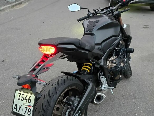 2021 Honda CB 650R, чёрный, 910000 рублей - вид 4