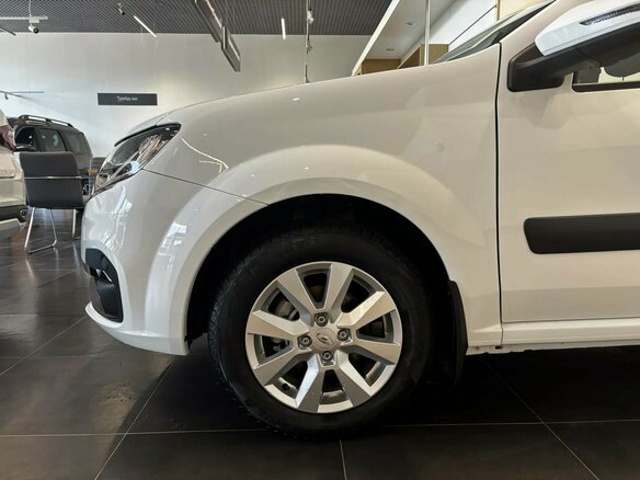 2026 Lada (ВАЗ) Largus I Рестайлинг, белый, 2072000 рублей - вид 9