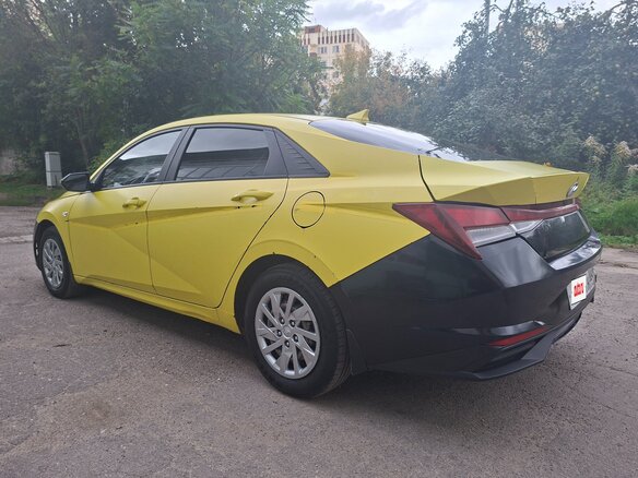 2021 Hyundai Elantra VII (CN7), жёлтый, 1250000 рублей - вид 3